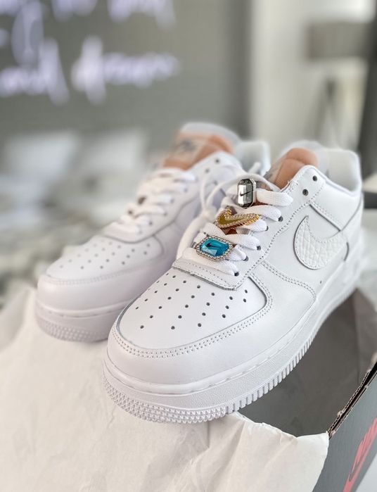 white lace air force 1